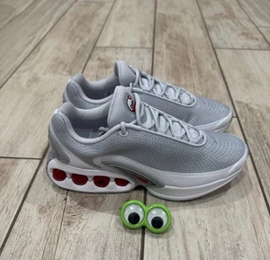 Nike Air Max DN SE Pure Platinum Wolf Grey Lifestyle NEU Schuhe Herren 13 - Bild 1 von 8