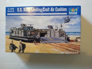 U.S Navy Landing Craft Luftpolster Trompeter Maßstab 1:144 00107 - Bild 1 von 6