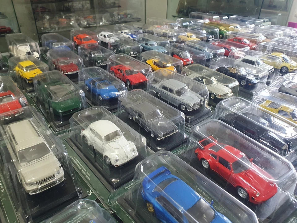 AUTO VINTAGE 1:43 - CAR COLLECTION - MENU' A TENDINA - Immagine 1 di 1