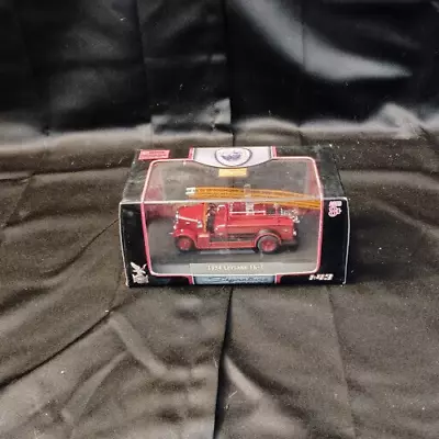 Yat Ming Signature Series 1/43 1934 Leyland FK-1 Fire Truck - Image 1 of 2