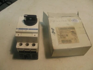 NUEVO EN CAJA CORTADOR TELEMECANIQUE GV2-L20 ARRANQUE MANUAL DISYUNTOR 5-10HP P4330 - Imagen 1 de 7
