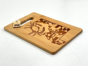 Tabla de cortar queso madera artesanal vintage grabado cangrejo Maryland MD - Imagen 1 de 8