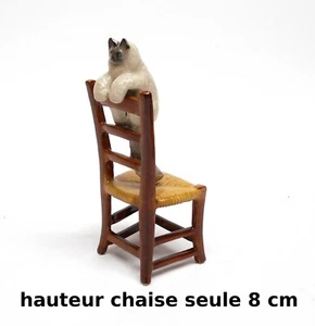 chat qui grimpe sur une chaise,miniature de collection en porcelaine,kat A - Imagen 1 de 5