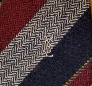 1980s ~YSL YVES SAINT LAURENT ~MENS TIE ~BLUE RED GRAY STRIPED~WOOL BLEND ~ 56" - Picture 1 of 3