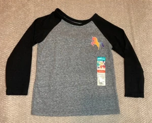 NEW Size 2T Long Sleeve T-Shirt Top Gray / Black Crew Neck Tee Rainbow Unicorn - Bild 1 von 4