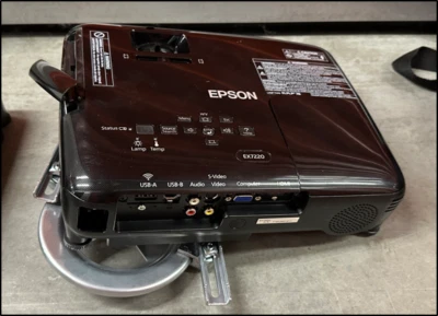Epson H550A Tri-LCD Wireless Projector - Image 1 of 3