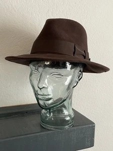 Cappello Fedora Indiana Jones Lana Marrone Taglia M Medium NOS con etichette. Circa 2010 - Foto 1 di 9