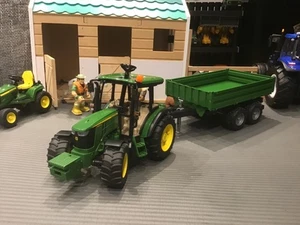 Bruder 1:16 John Deere 5115M Tractor with Tipper Trailer. - Picture 1 of 14