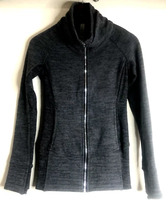 Jaqueta Lululemon Radiante Tamanho 2 Cinza Funil Capuz Gola Zíper Completo Buracos de Polegar Lã - Imagem 1 de 4