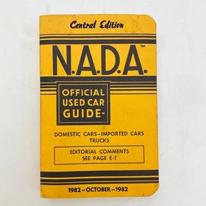 Libro de tapa blanda oficial NADA de guía de autos usados de octubre 1982 valoración automática - Imagen 1 de 17