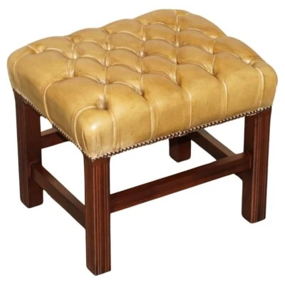 VINTAGE TAN BROWN LEATHER CHESTERFIELD TUFTED BARON FOOTSTOOL PART OF SUITE - Image 1 of 4