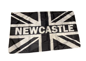 Newcastle United FC Flag 5ft by 3ft - Shirt Scarf Badge *LAST ONES* GEORDIES - Picture 1 of 1