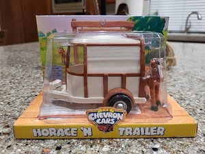 Horace 'N Trailer versiegelt The Chevron Cars Spielzeugauto Pferd Sammlerstück BRANDNEU - Bild 1 von 6