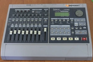 Roland VS-880 Digital Studio Workstation Recorder VXpanded Vintage Japan VS880 - Picture 1 of 7