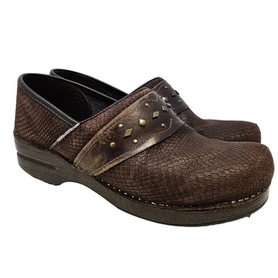 Dansko 41 Clogs Borwn Leather Reptile Snakeskin Studded Gold Professional West - Image 1 of 4
