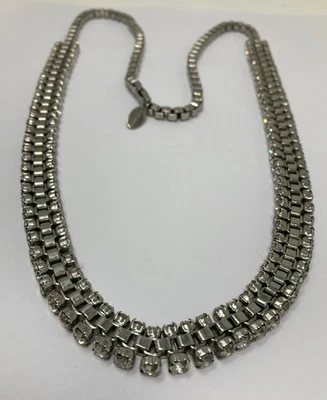 COLLAR DE DECLARACIÓN ANN TAYLOR Cristal Transparente Tono Plata Brillante Brillante Largo Foto 1 de 4
