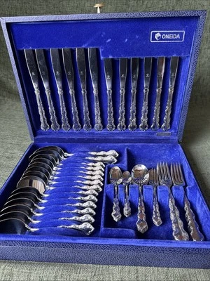 Vintage 70 Piece Oneida Silver Plate Flirtation Cutlery Set Flexfit EM271 - Image 1 of 4