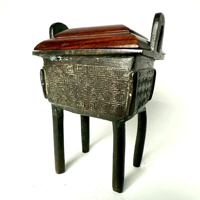 Antiguo incensario de incienso forma cuadrada bronce y palo de rosa dinastía Qing RARO Foto 1 de 4