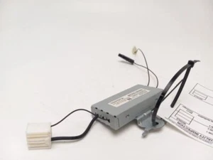 2007 TOYOTA CAMRY RADIO ANTENNA MODULE OEM - Picture 1 of 5