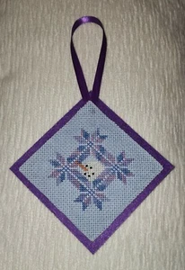 Neuer fertiger Quäker Schneemann Kreuzstich Ornament - Bild 1 von 2