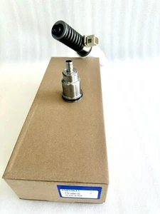 New Fuel Injector 85013611 21092434 For Volvo MD13 MACK MP8 D13 Engine W Sleeve - Picture 1 of 8