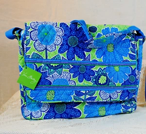 VERA BRADLEY Bookbag satchel Messenger - Doodle Daisy pattern - Picture 1 of 4