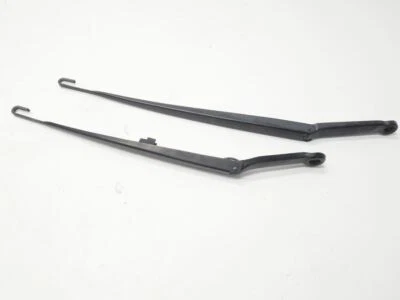 2001-2006 BMW M3 E46 Front Windshield Wiper LH & RH Pair Set (2) OEM - Image 1 of 4