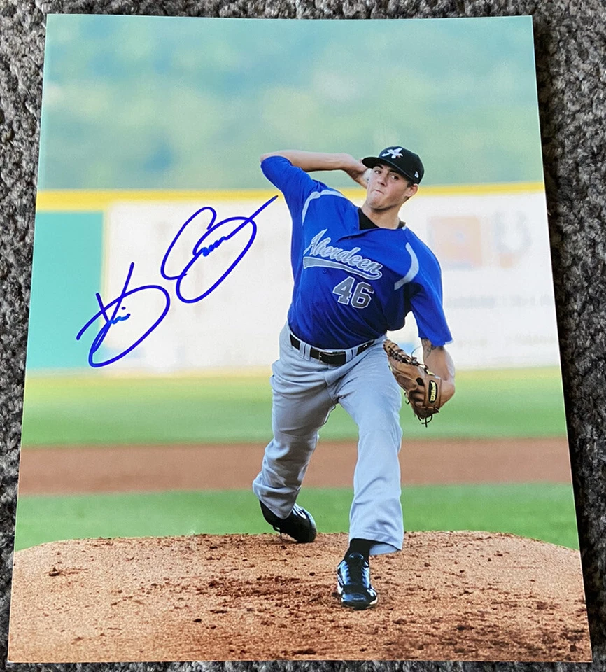 Foto de béisbol 8x10 firmada automáticamente por el lanzador Kevin Gausman novato - GARANTÍA PSA/JSA Foto 1 de 1