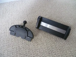 APPS2Car Universal CD Slot Tablet Car Mount for 7-12.4 inch Tablet - LOOK! - Picture 1 of 3