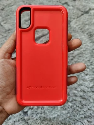Funda de protección Boost Mobile B-Tact Ultimate para iPhone XR / X / XS - Roja Foto 1 de 4