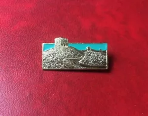 PIN BROOCH Enamelled Lapel THE GREAT WALL OF CHINA . Rare Vintage ! - Foto 1 di 2