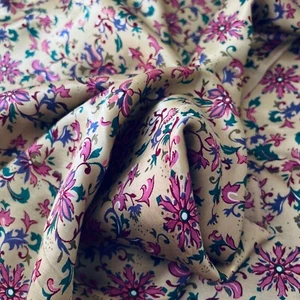 Vintage Floral Silky Satin Fabric  XX604 - Picture 1 of 3