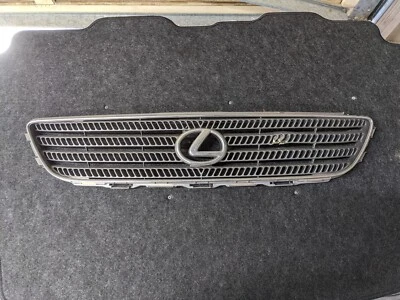 2001 Lexus IS300 Front Grille with Logo OEM Used See Pics 2002 2003 2004 2005 - Image 1 of 4