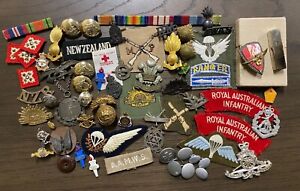 WW2 Vietnam War Australian Army Mix Group Medals Uniform Badges RAR Skippy Para