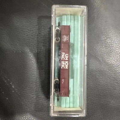 Atlas N Scale 40' Steel Gondola Union Pacific #2402 - Image 1 of 3