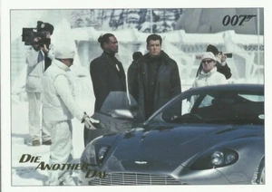 James Bond Archives Final: No 42 Gold Parallel Base Card #185/250 - Bild 1 von 1
