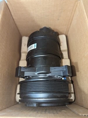BRAND NEW Delco AC Compressor and A/C Clutch 1520210  - Image 1 of 3
