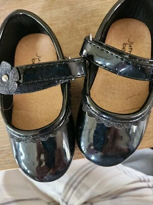 toddler shoes Jumping Beans size 6 - Image 1 of 4