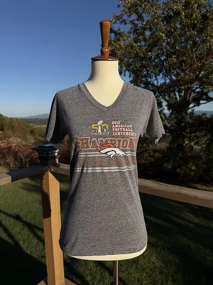Team Athletics 2015 Denver Broncos Super Bowl 50 Campeones Niños Talla Grande Foto 1 de 4