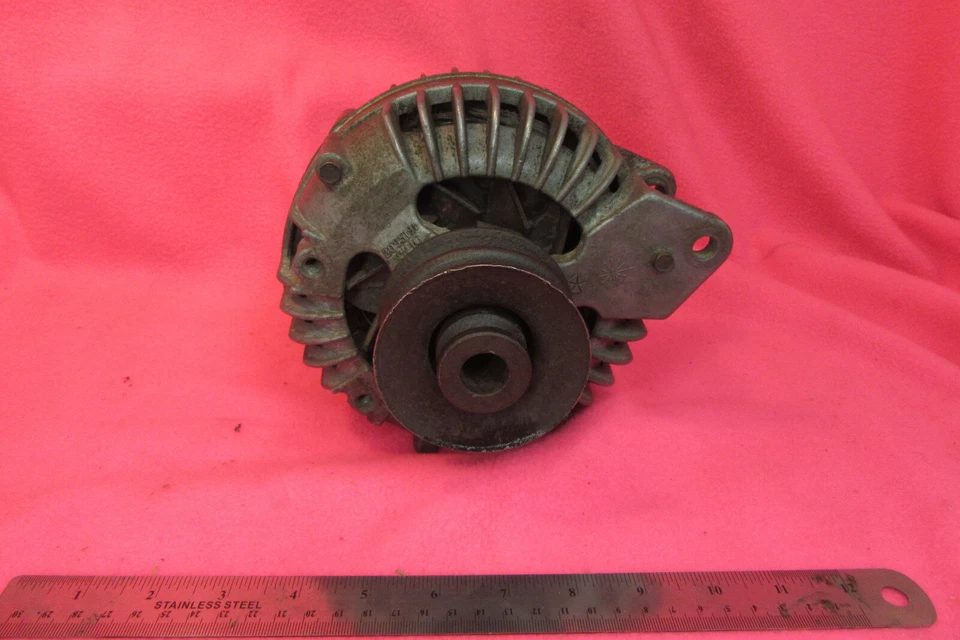 1970-1971 Dodge Plymouth MOPAR Alternator 426 440 340 CUDA CHARGER CHALLENGER - Image 1 of 4