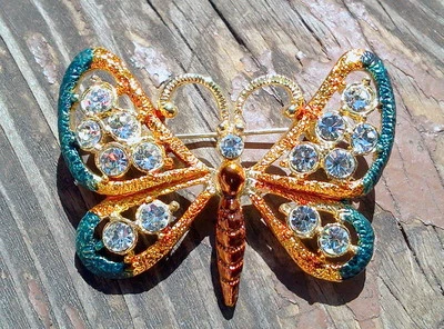 PIN BROCHE CHECO CHAPADO EN ORO 18K BRONCE ÁMBAR VERDE CON CRISTAL TRANSPARENTE MARIPOSA Foto 1 de 4