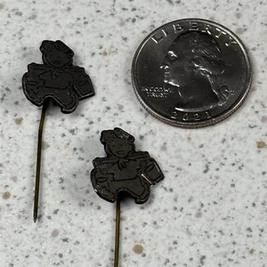 Lot of 2 Little Dutch Boy Dutch VTG Stick Pin Badge Pins #49528 - Picture 1 of 3
