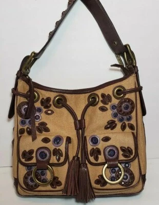 BOLSO DE MANO ISABELLA FIORE EN PIEDRA TORI STEPH APLIQUES DE CUERO ADORNADO $395 Foto 1 de 4