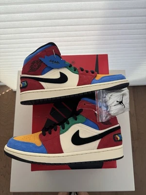 Talla 10.5 - Azul The Great x Air Jordan 1 Mid Fearless Foto 1 de 4