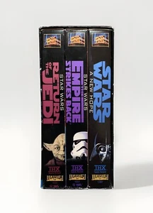 VTG 1995 Classic Star Wars Trilogy 3-VHS Video Tape Box Set w/THX Sound Preowned - Bild 1 von 8
