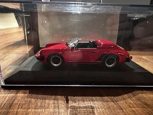 Porsche Speedster Rot 1988 1:43  - Bild 1 von 4