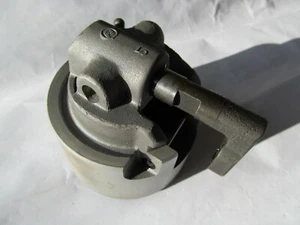 0391365, 0436240 BEARING HOUSE. Evinrude / Johnson - Picture 1 of 9