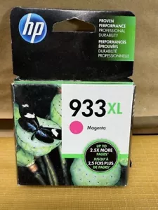 HP 933XL Magenta Ink Cartridge EXP: 04-2020 - Picture 1 of 2