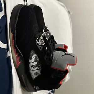 Size 11 - Supreme x Air Jordan 5 Retro Black - Picture 1 of 11