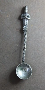 * SALT OR MUSTARD  SPOON UNMARKED SILVER? BARLEY TWIST INDIAN DIETY? #HMT18 - Picture 1 of 10